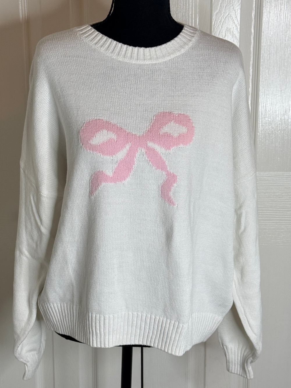 Hollister White Pink Bow Graphic Knit Sweater Medium EUC Coquette Balletcore